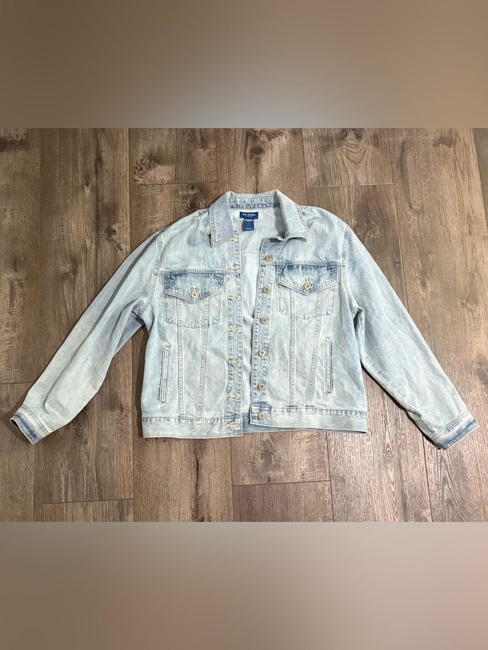 Arizona Jean Company Light Wash Denim Jacket